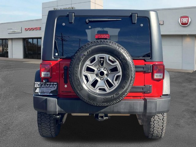 Used 2017 Jeep Wrangler Unlimited Rubicon w/ Connectivity Group AWD/4WD image 6