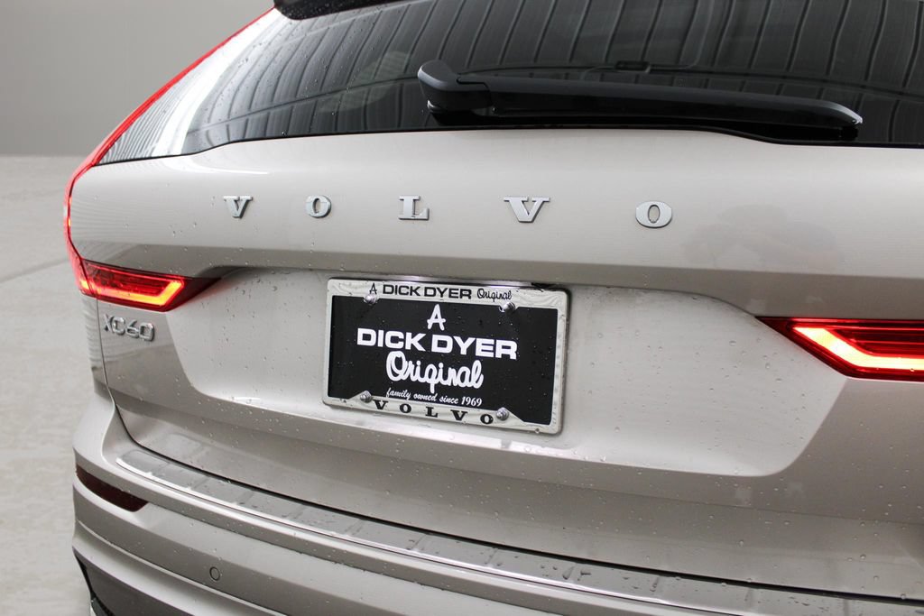 Used 2025 Volvo XC60 B5 Plus w/ Protection Package Premier AWD/4WD image 33