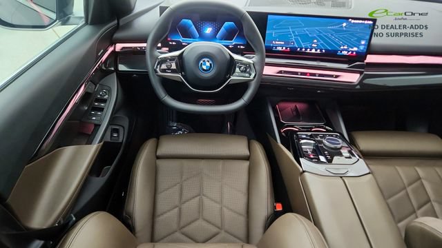 Used 2024 BMW i5 eDrive40i w/ Convenience Package RWD image 37