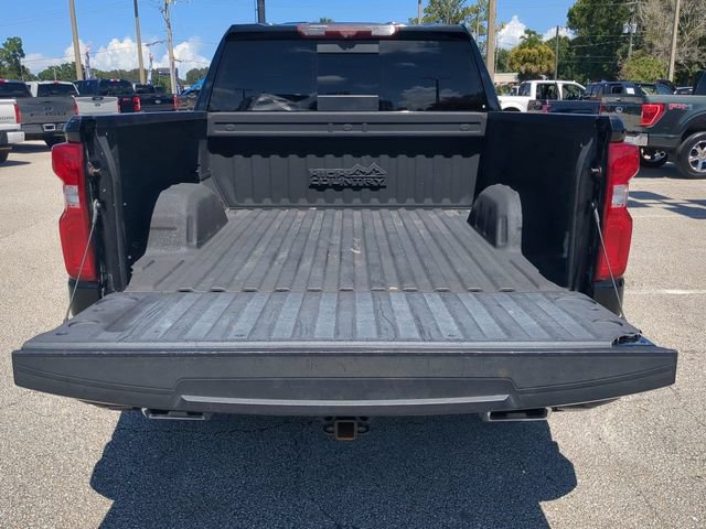 Used 2020 Chevrolet Silverado 1500 High Country w/ Technology Package AWD/4WD image 13