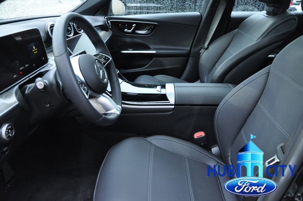 Used 2025 Mercedes-Benz C 300 Sedan image 10