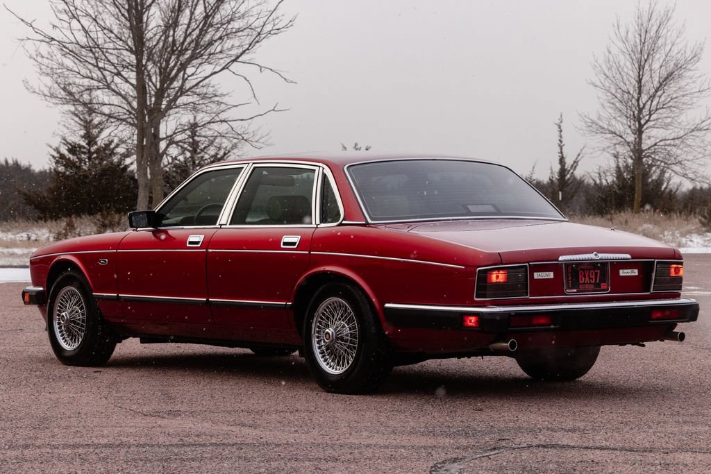 Used 1992 Jaguar XJ Vanden Plas image 87