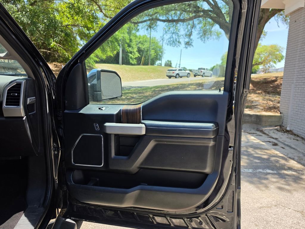 Used 2017 Ford F150 Lariat AWD/4WD image 43