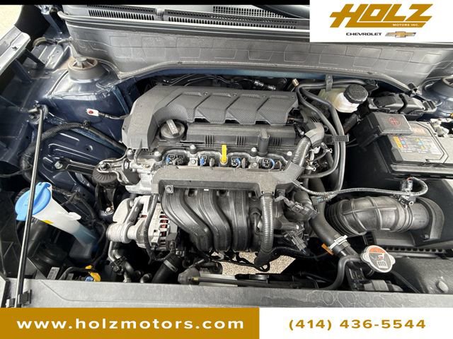 Used 2025 Hyundai Venue Limited image 29