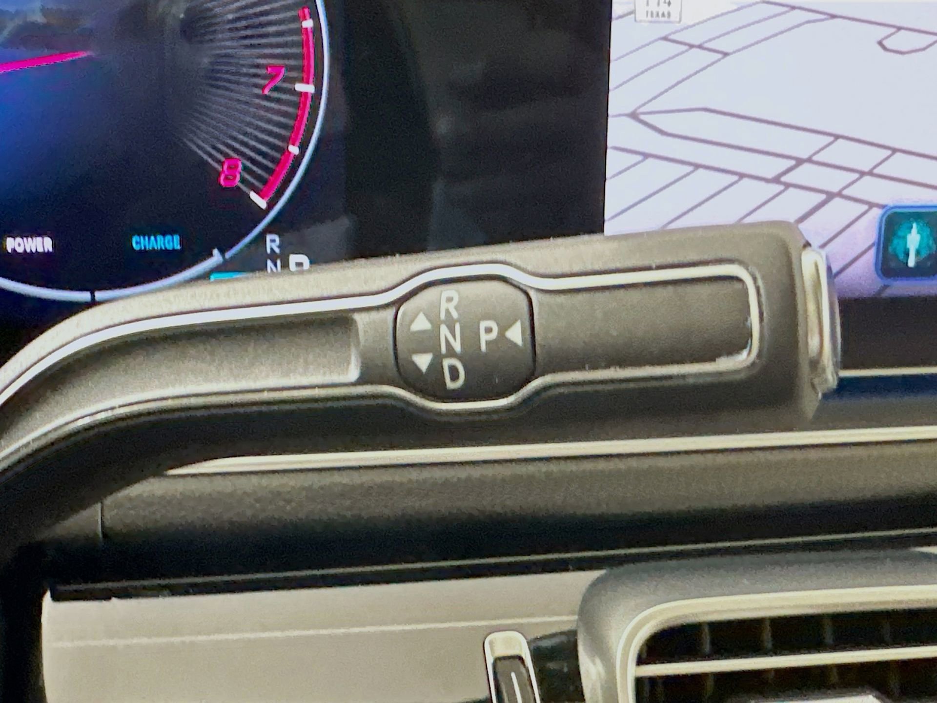 Used 2024 Mercedes-Benz GLE 350 4MATIC image 18