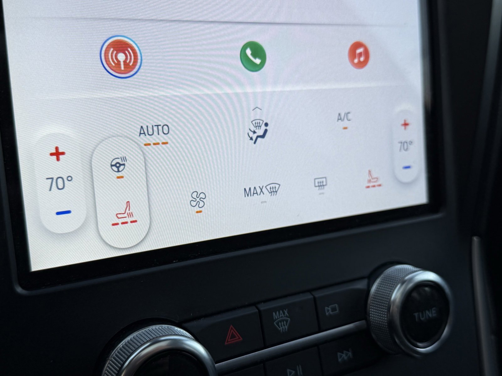 Used 2024 Ford Edge SEL w/ Convenience Package image 27