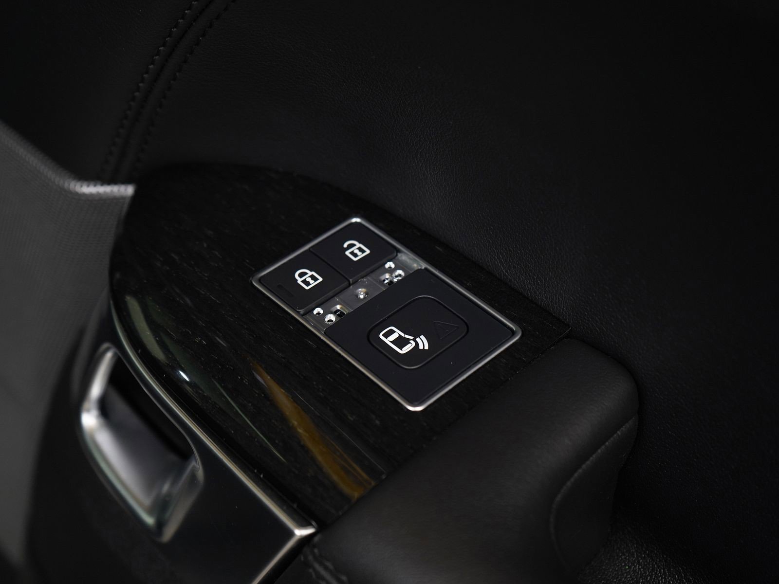 Used 2022 Land Rover Range Rover Sport HSE Silver Edition image 15