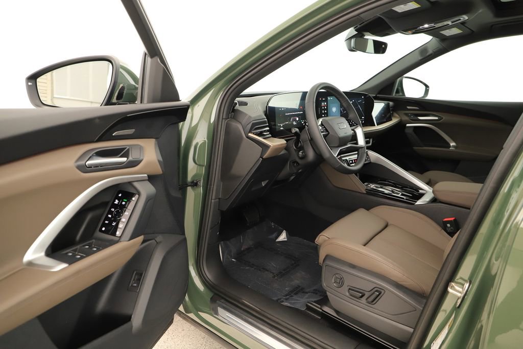 New 2025 Audi Q5 Prestige image 14