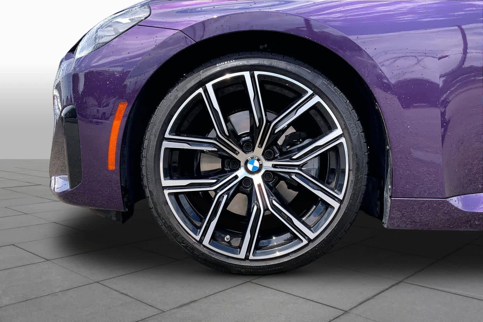 Used 2023 BMW 230i Coupe w/ Convenience Package RWD image 11
