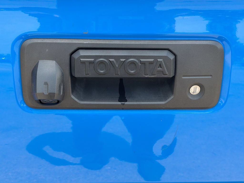 Used 2019 Toyota Tacoma TRD Pro AWD/4WD image 12