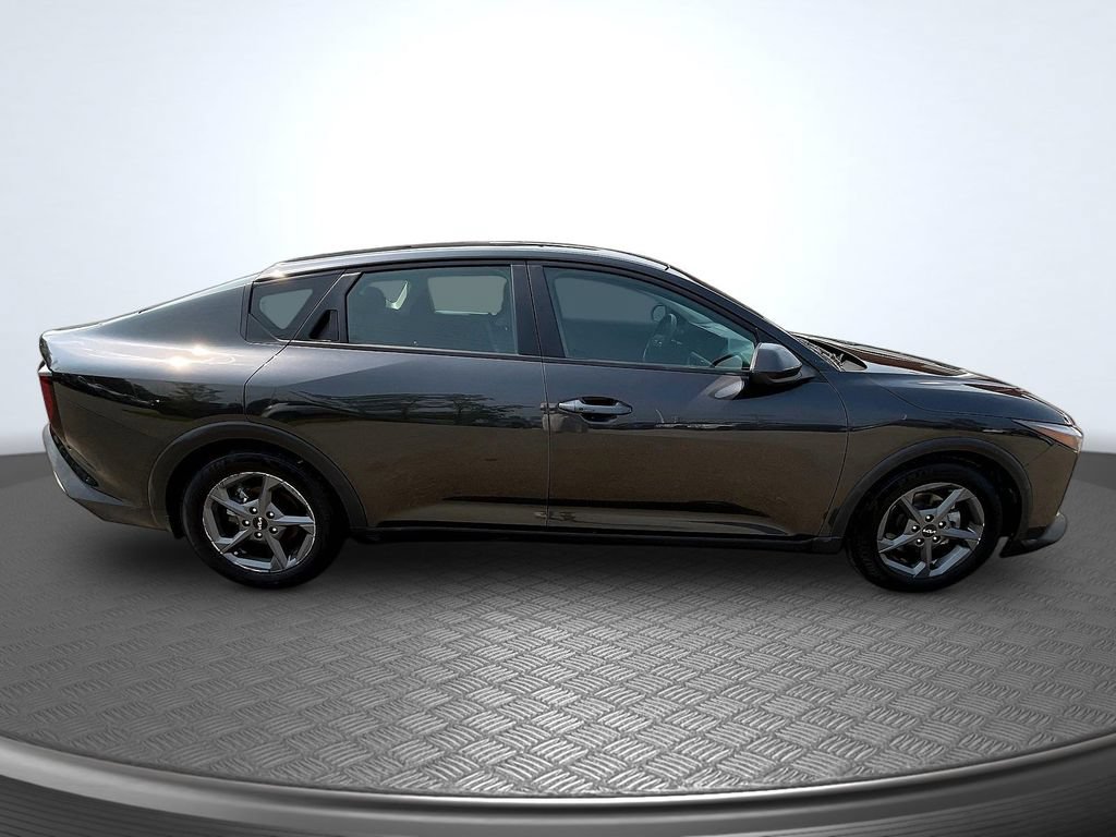 Used 2025 Kia K4 FWD image 4