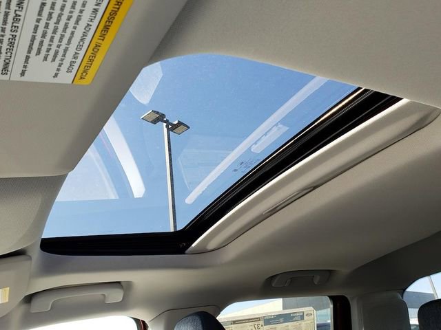 New 2025 Ford Maverick XLT w/ Equipment Group 301A image 19