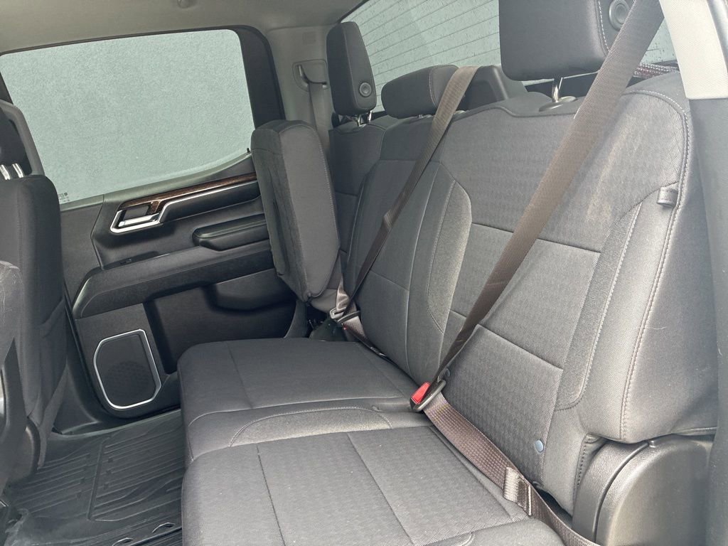 Used 2023 GMC Sierra 1500 SLE image 14