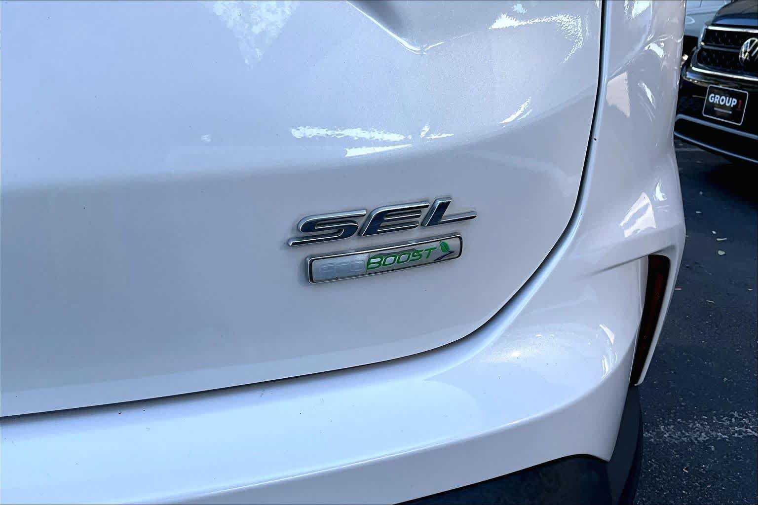 Used 2019 Ford Edge SEL w/ Equipment Group 201A FWD image 10