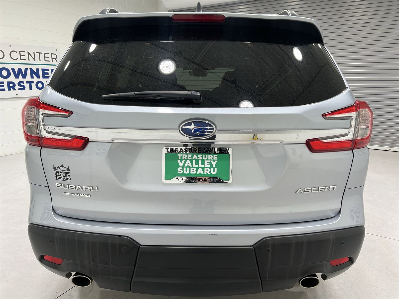 Used 2024 Subaru Ascent Premium w/ Convenience Package image 7