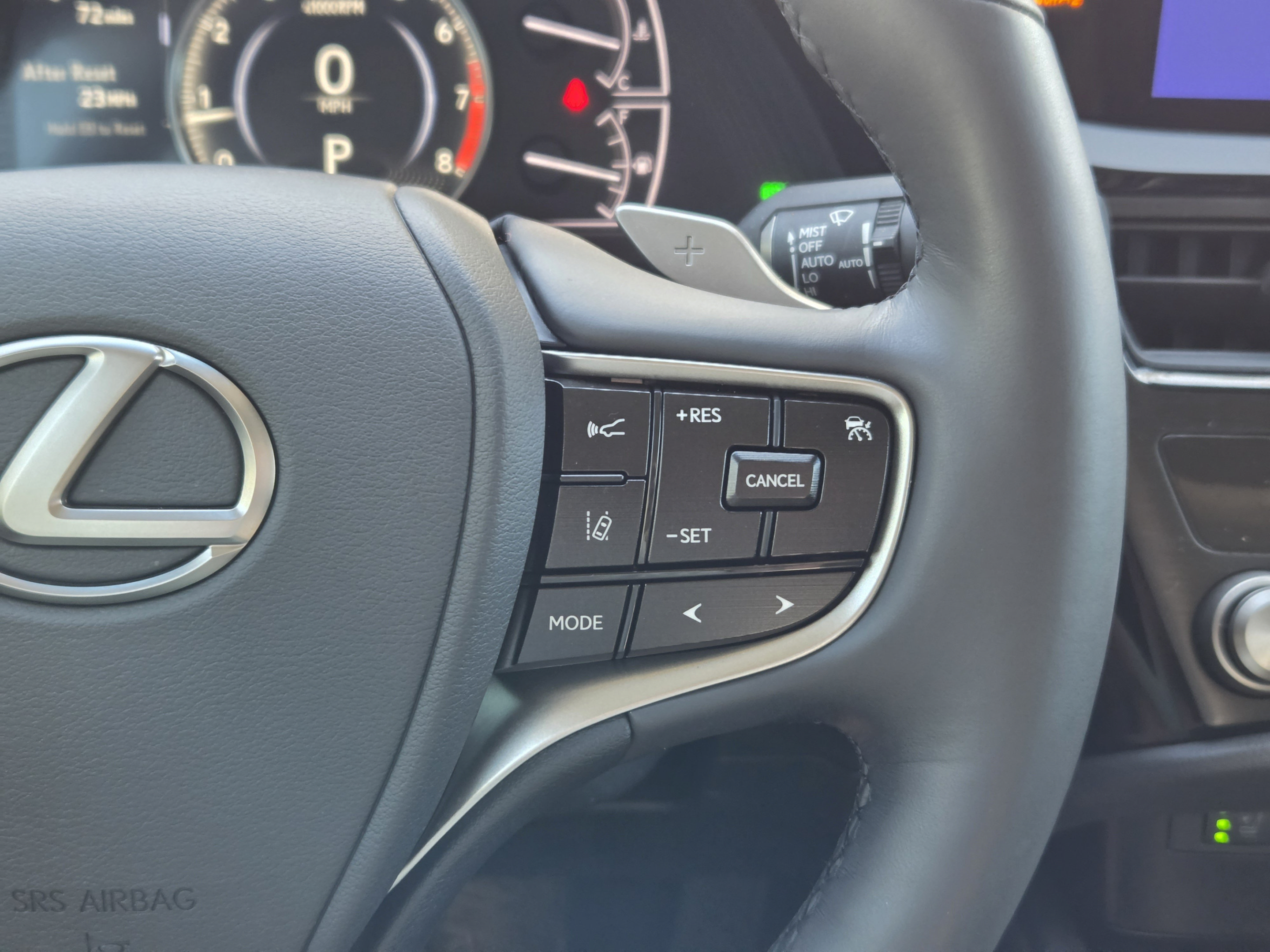 Certified 2024 Lexus ES 350 w/ Premium Package FWD image 26