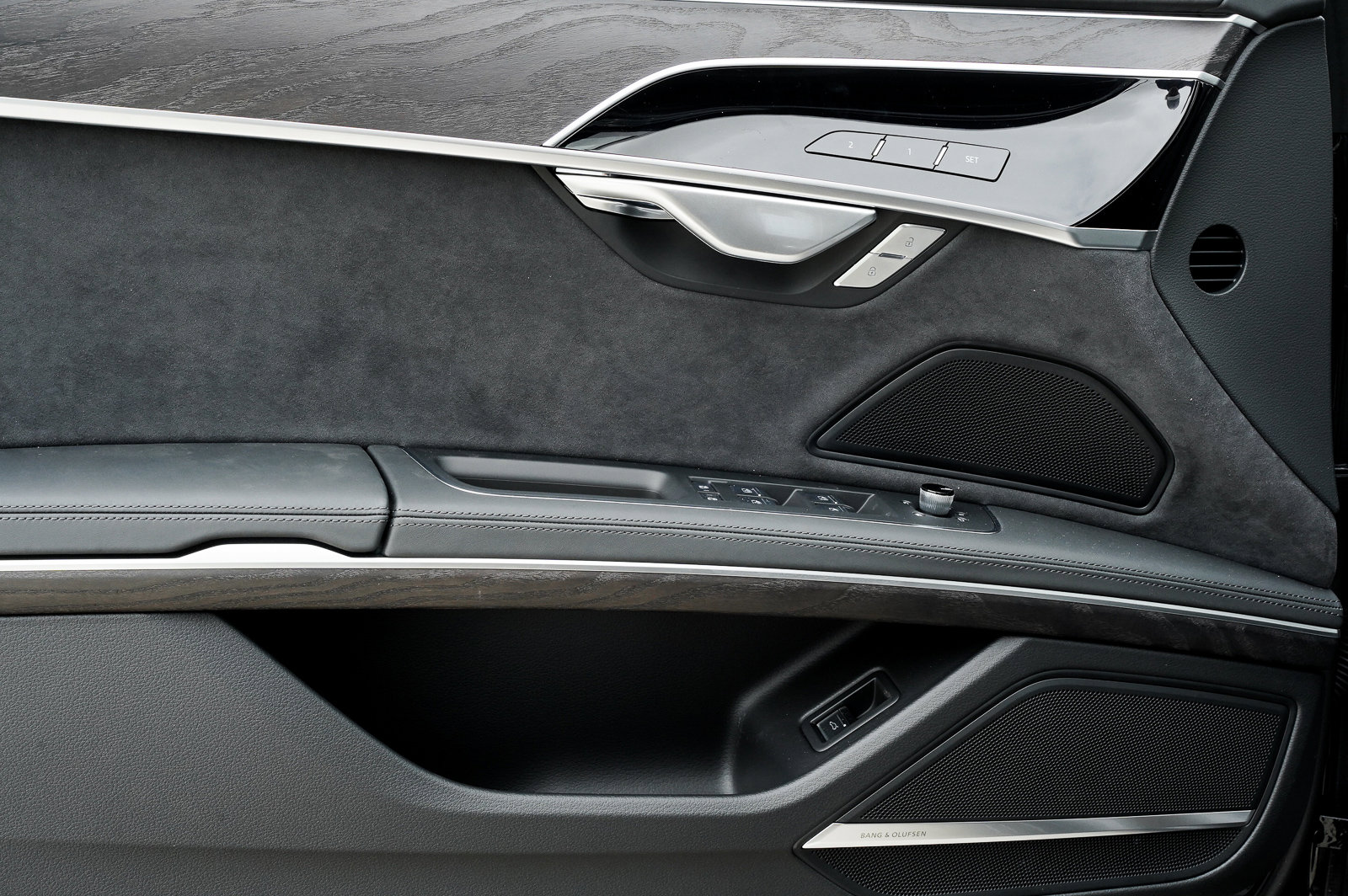 New 2025 Audi A8 L 3.0T image 22