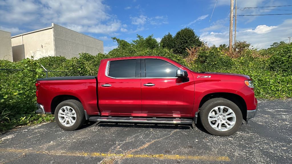 Used 2023 Chevrolet Silverado 1500 LTZ image 10