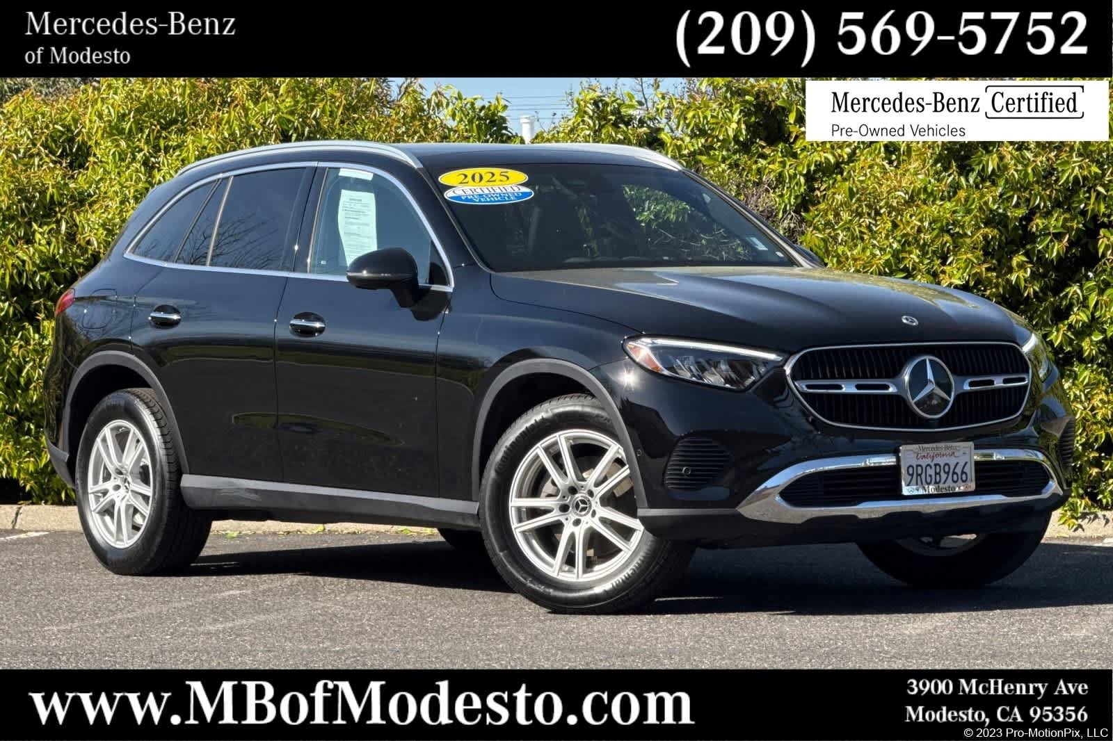 Certified 2025 Mercedes-Benz GLC 300 image 1