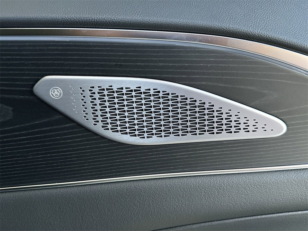 New 2026 Cadillac Lyriq V image 35