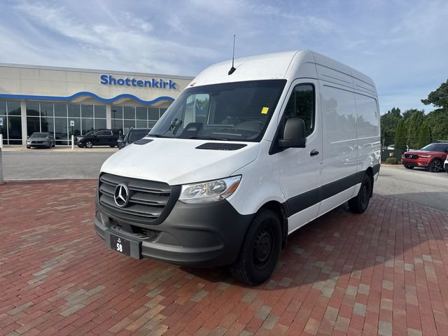 Used 2025 Mercedes-Benz Sprinter 2500 image 1