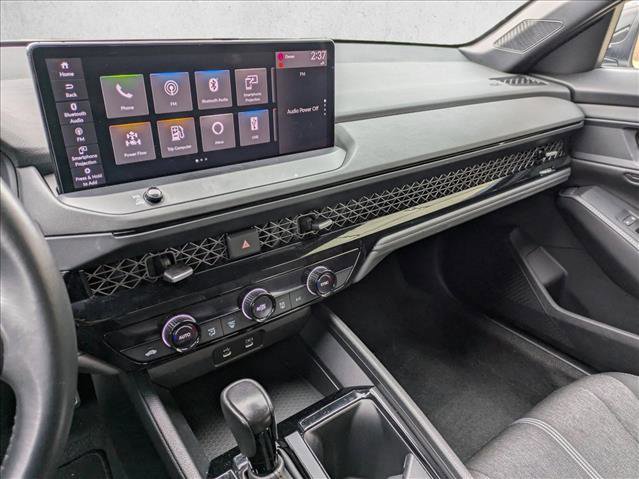 Used 2023 Honda Accord Sport image 14