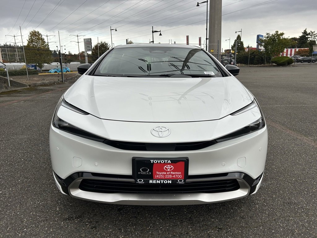 New 2026 Toyota Prius Plug-In Hybrid image 2