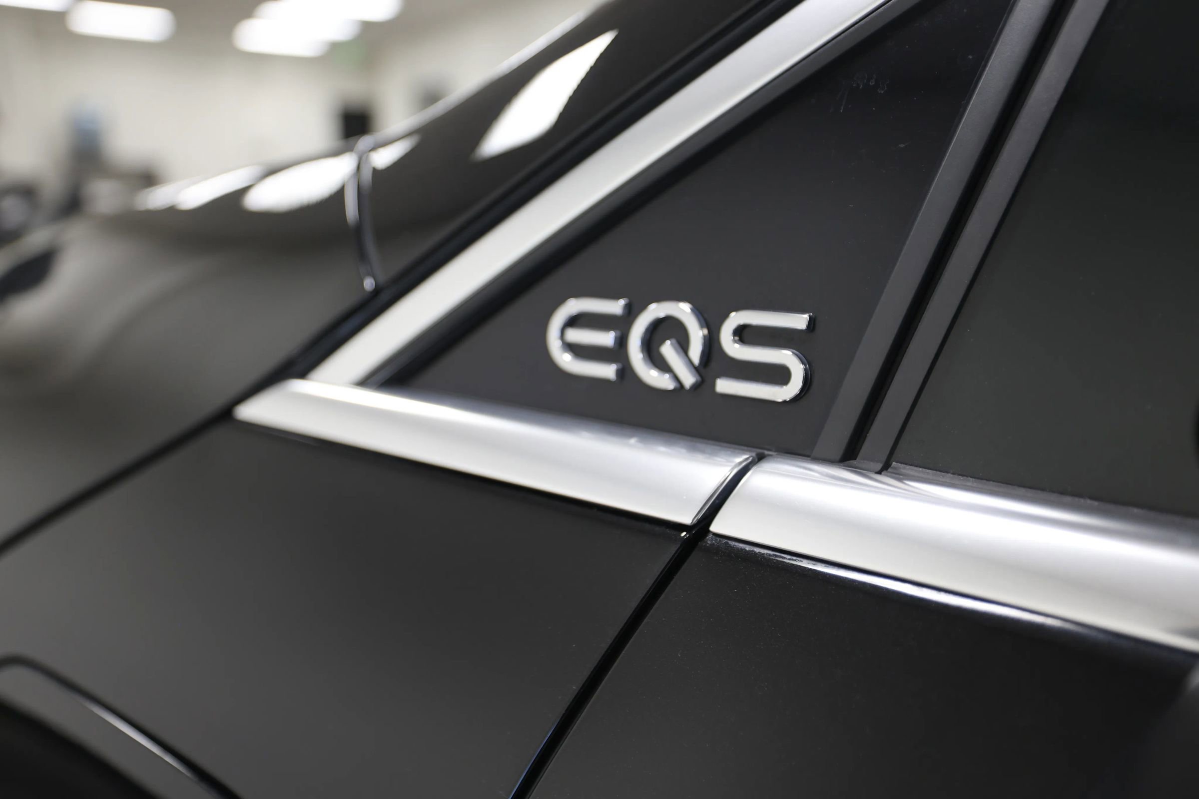 Used 2023 Mercedes-Benz EQS 580 4MATIC SUV image 12