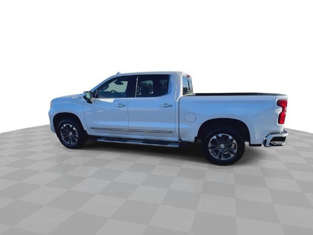 Certified 2025 Chevrolet Silverado 1500 High Country w/ Z71 Off-Road Package AWD/4WD image 5
