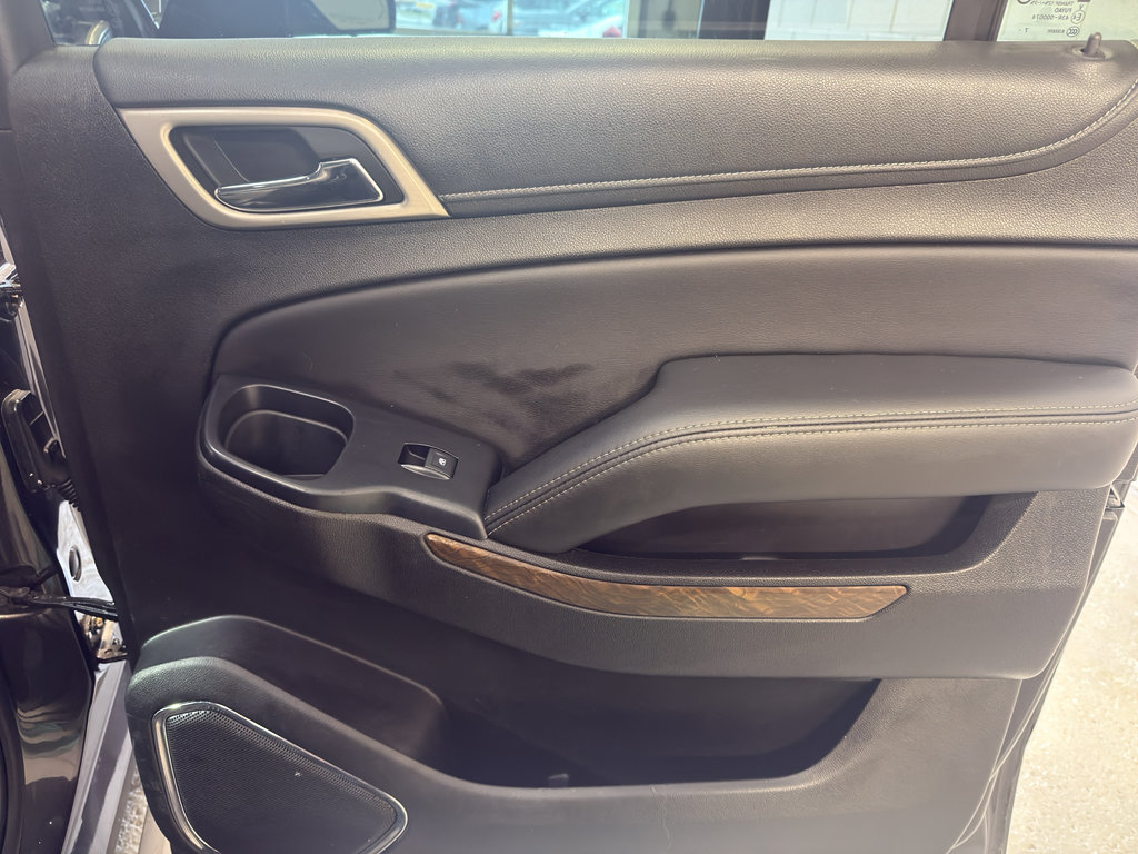 Used 2018 GMC Yukon XL Denali w/ Denali Ultimate Package image 25