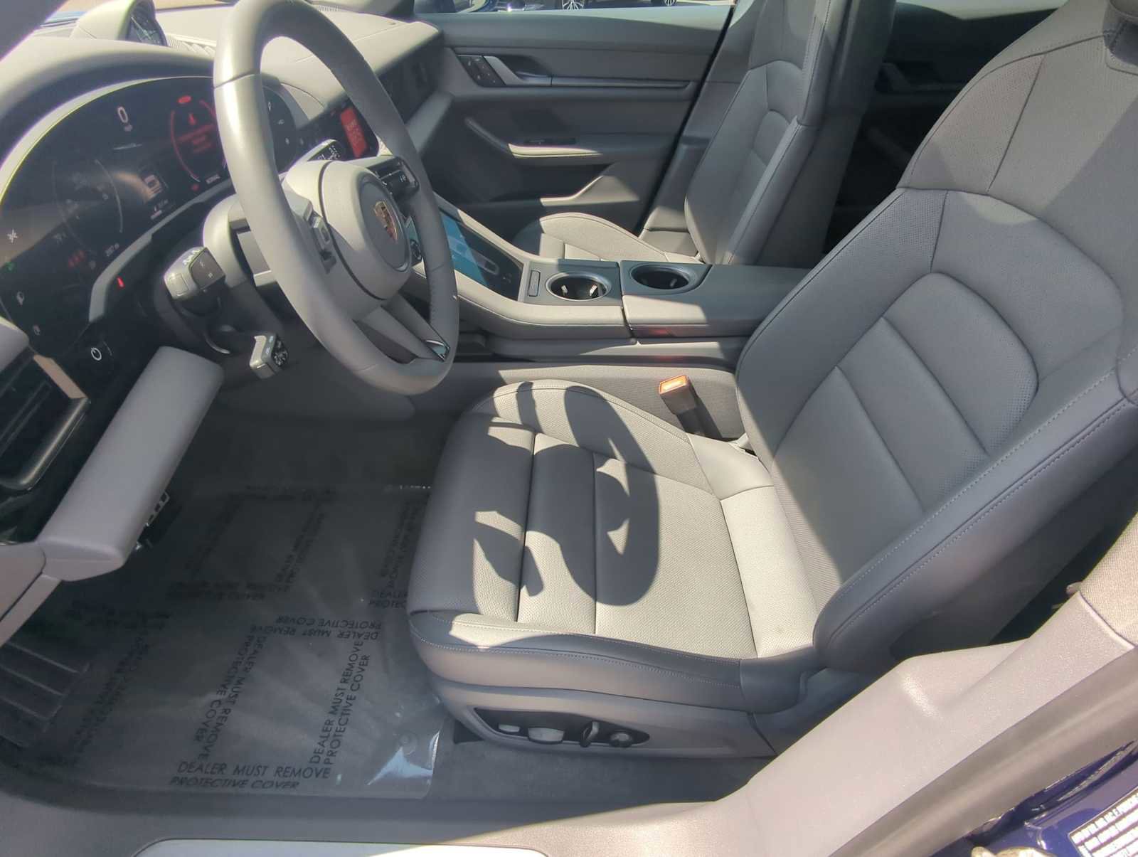 Used 2025 Porsche Taycan 4S image 10