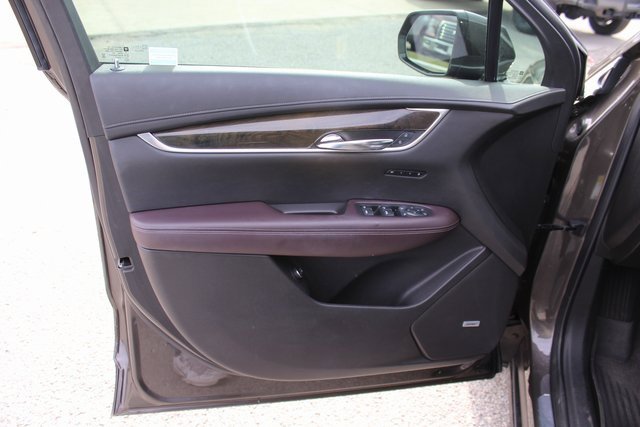 Used 2020 Cadillac XT6 Premium Luxury image 13