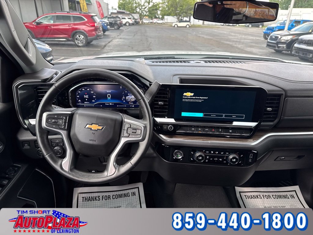 Used 2024 Chevrolet Silverado 1500 LT AWD/4WD image 32
