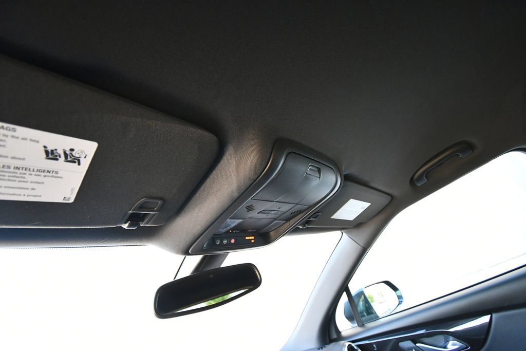 Used 2019 Chevrolet Blazer Premier w/ LPO, Floor Liner Package AWD/4WD image 32