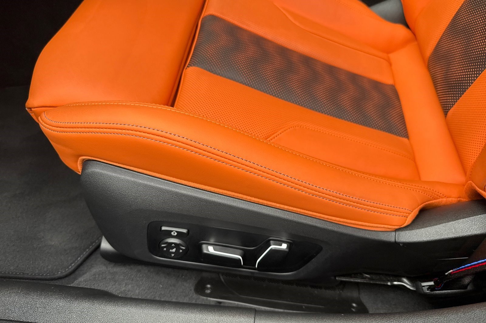 Used 2025 BMW M3 Competition w/ Executive Package image 14