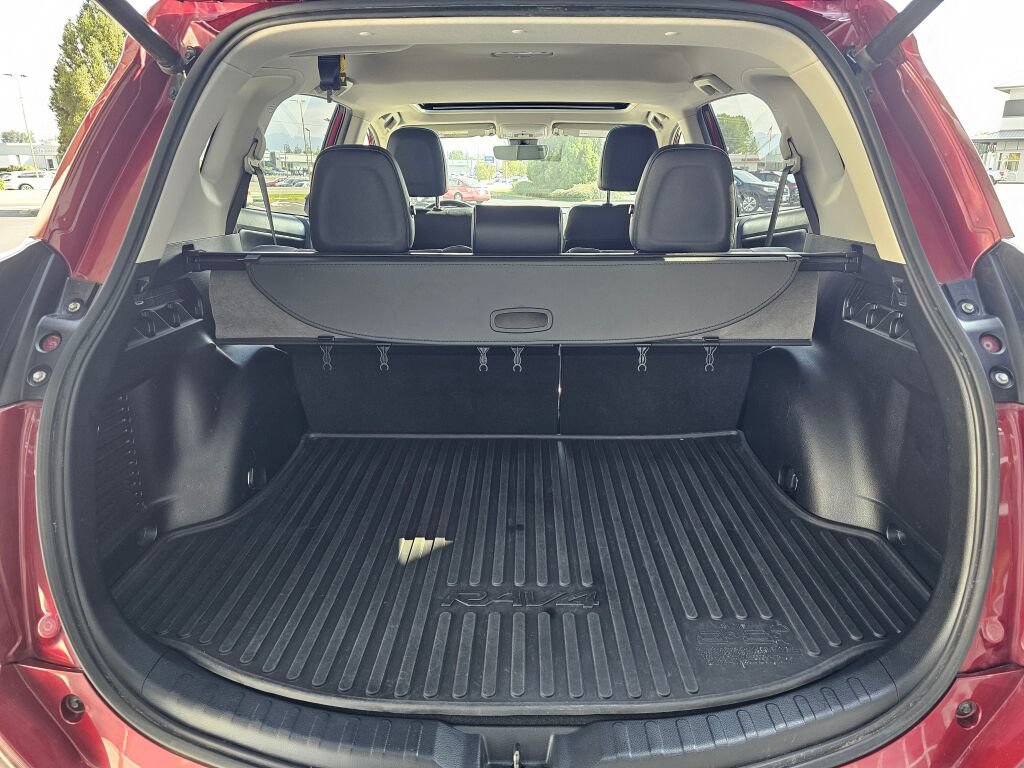 Used 2018 Toyota RAV4 Limited w/ All Weather Liner Package AWD/4WD image 15