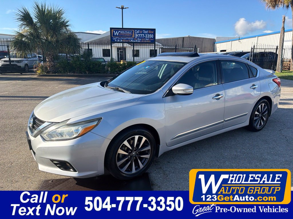 Used 2017 Nissan Altima 2.5 SV w/ Convenience Package