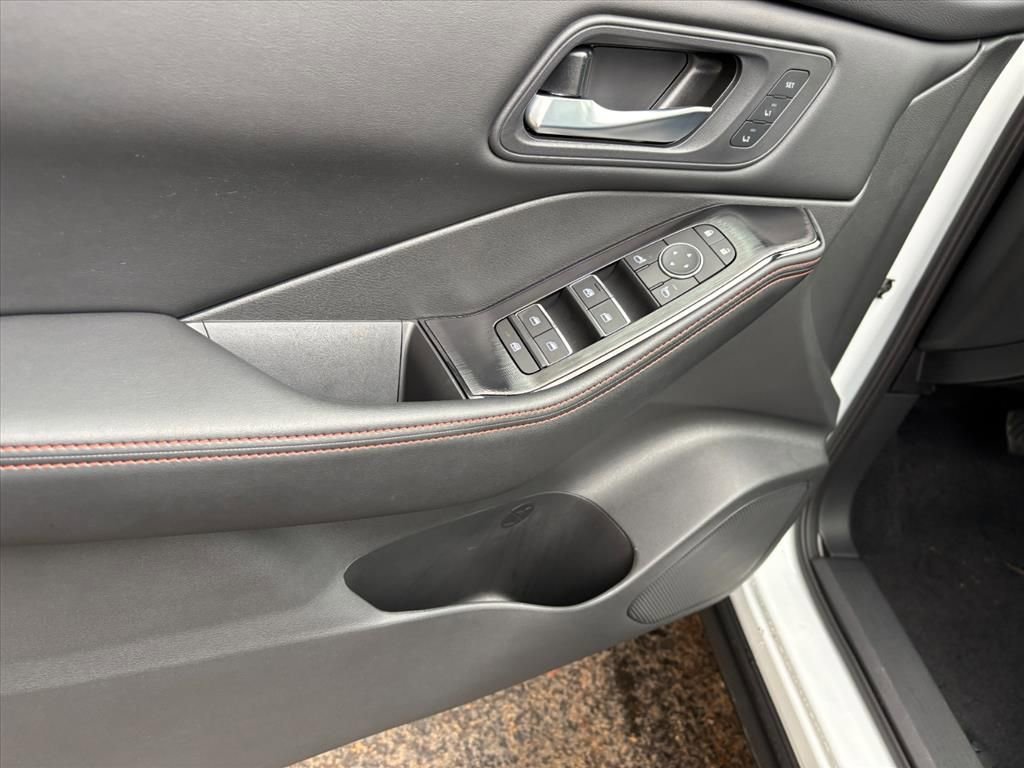 Certified 2026 Nissan Rogue SV w/ Rock Creek Premium Package image 23