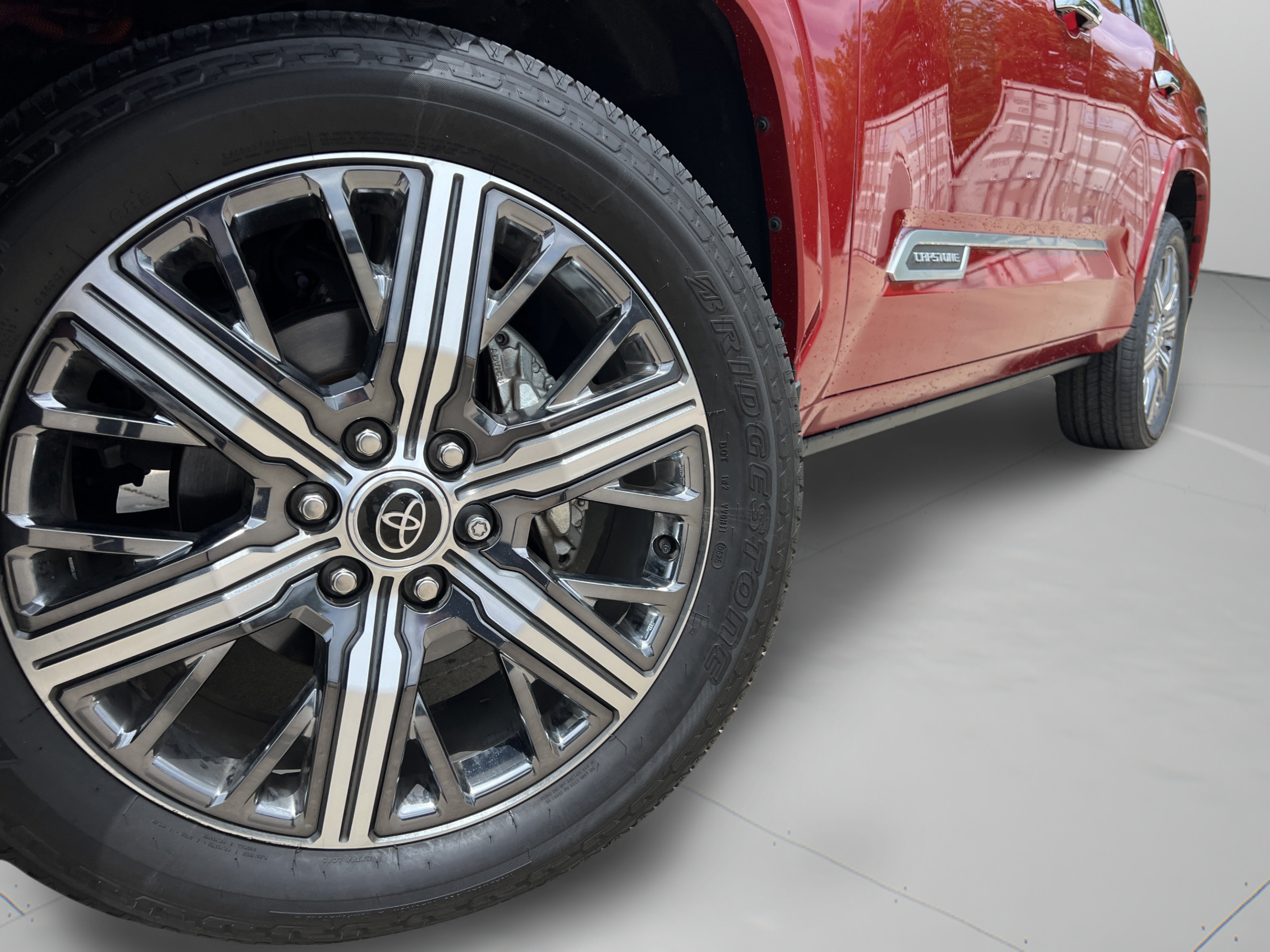 Used 2023 Toyota Sequoia Capstone RWD image 37