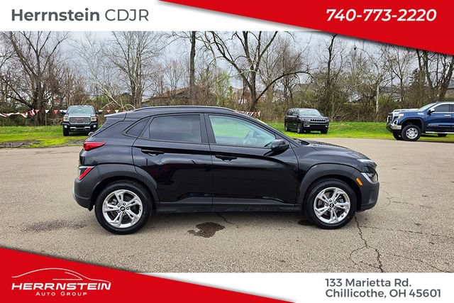 Used 2023 Hyundai Kona SEL w/ Cargo Package AWD/4WD image 29