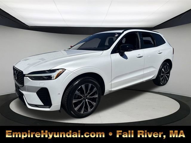 Used 2023 Volvo XC60 B5 Plus image 1