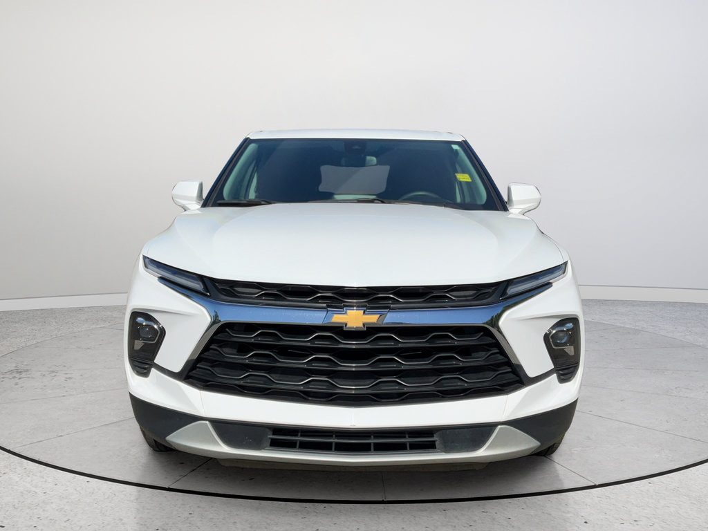 Certified 2025 Chevrolet Blazer LT AWD/4WD image 4