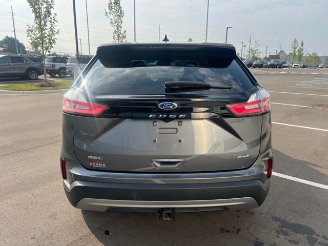 Used 2024 Ford Edge SEL w/ Convenience Package AWD/4WD image 6
