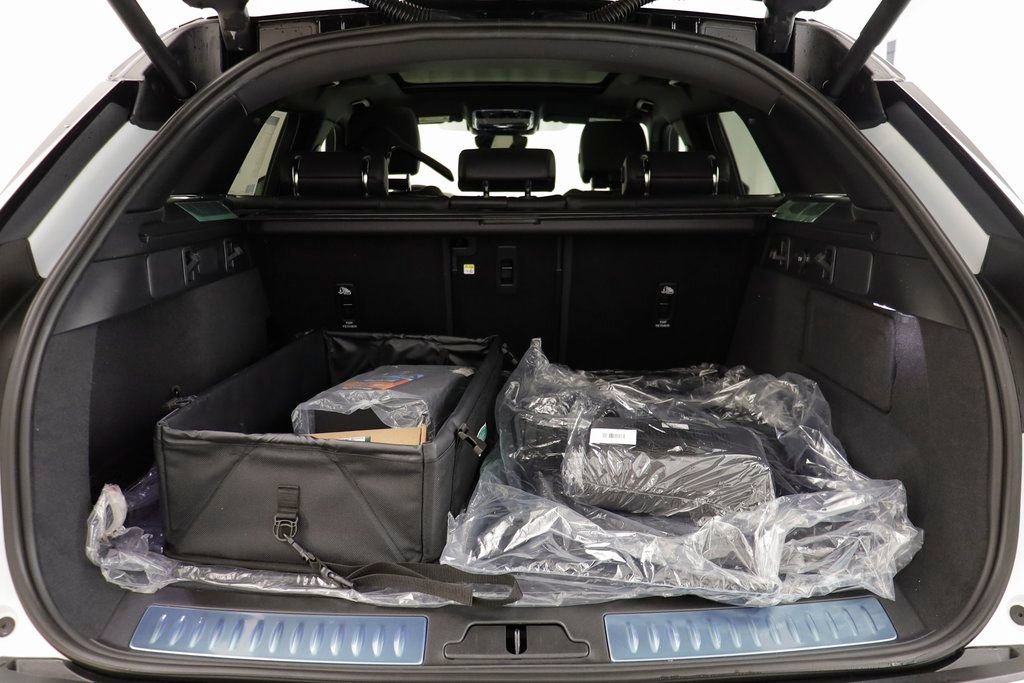 New 2026 Land Rover Range Rover Velar Autobiography AWD/4WD image 19