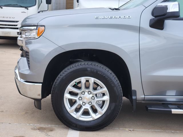 Used 2024 Chevrolet Silverado 1500 LT RWD image 15