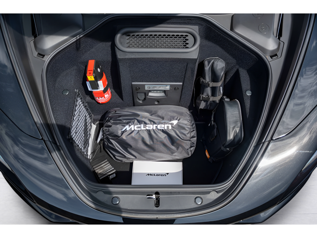 New 2026 McLaren 750S RWD image 38