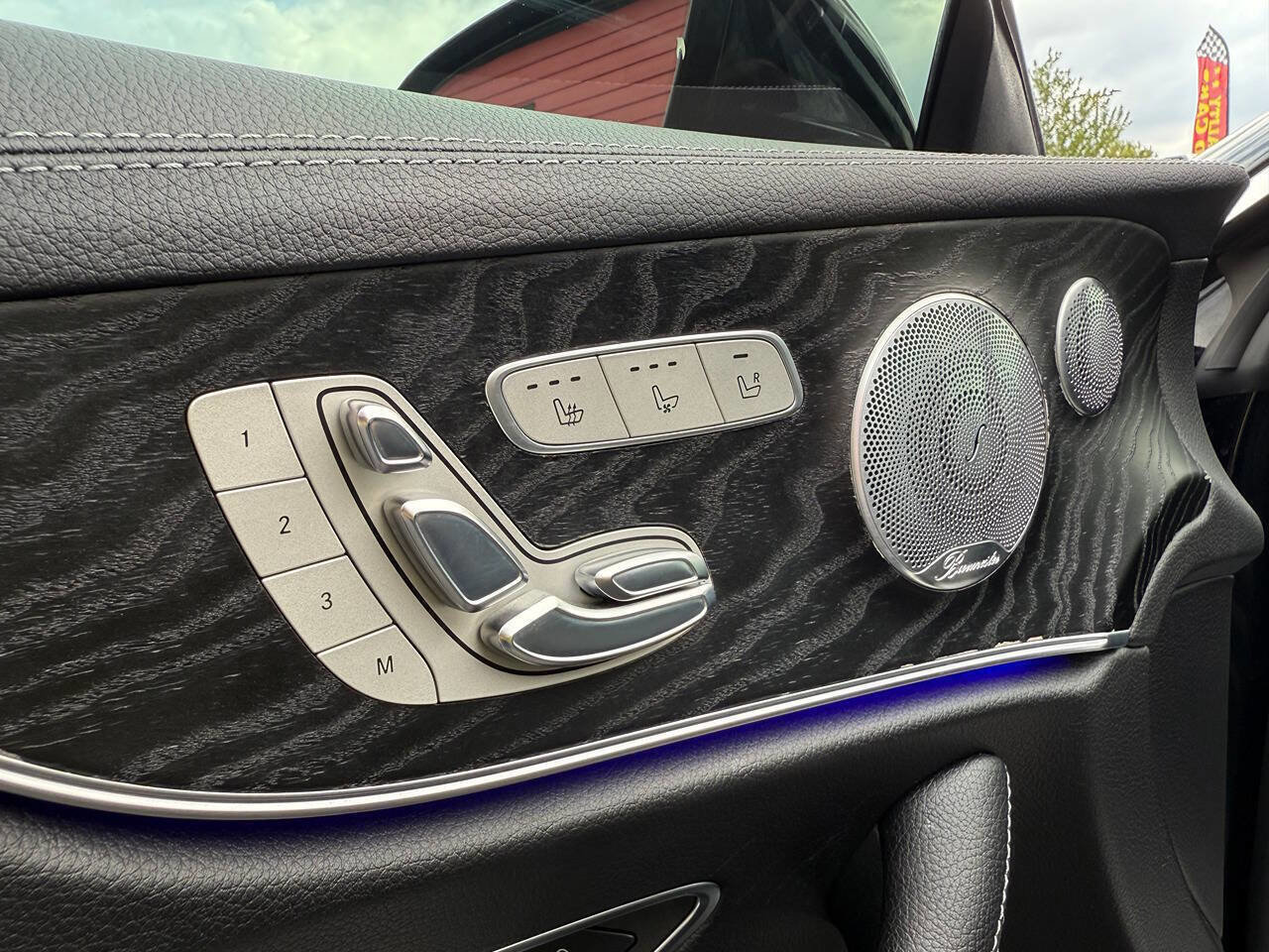 Used 2018 Mercedes-Benz E 400 4MATIC Coupe image 20