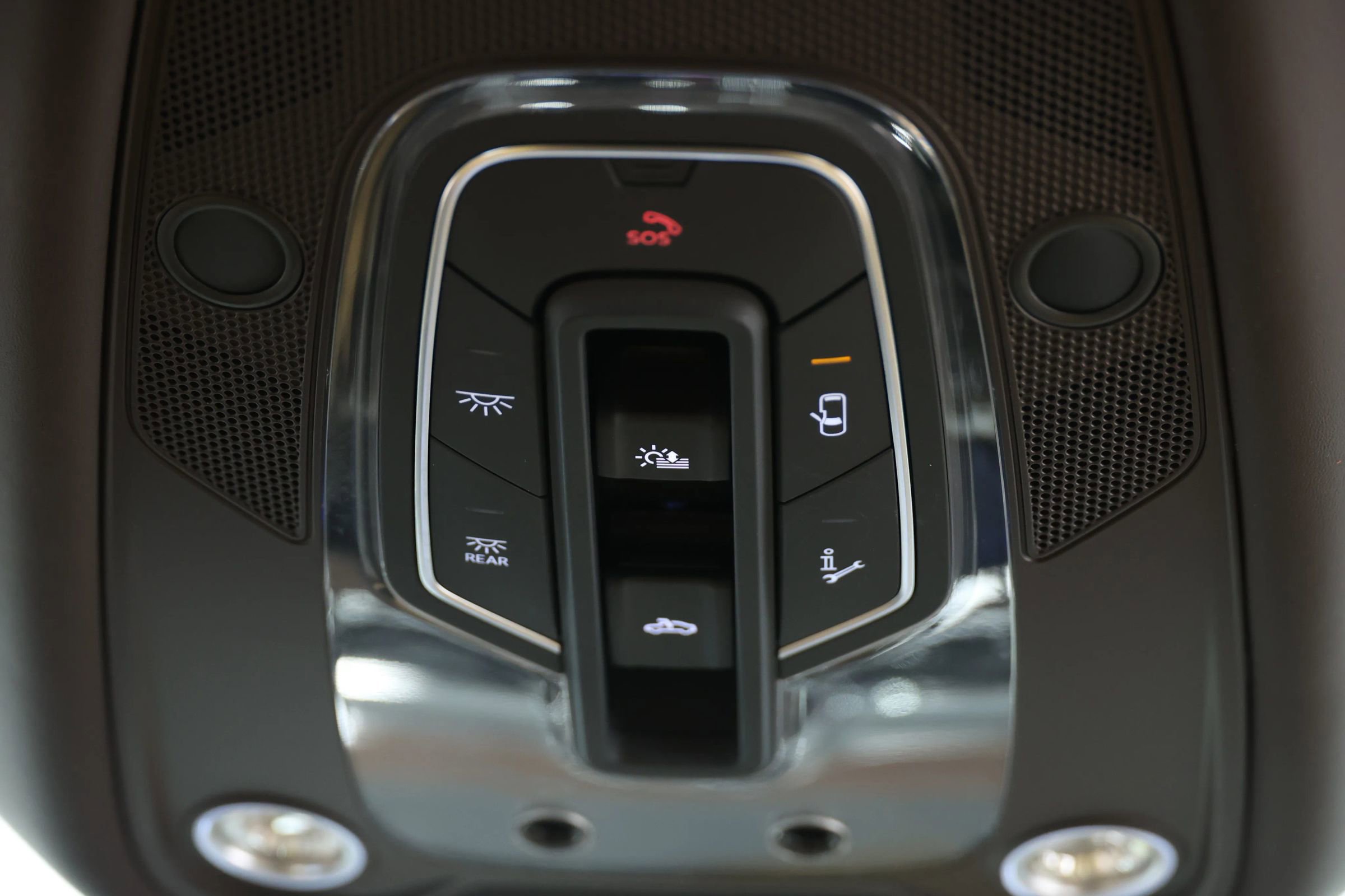 Used 2021 Bentley Bentayga AWD/4WD image 49