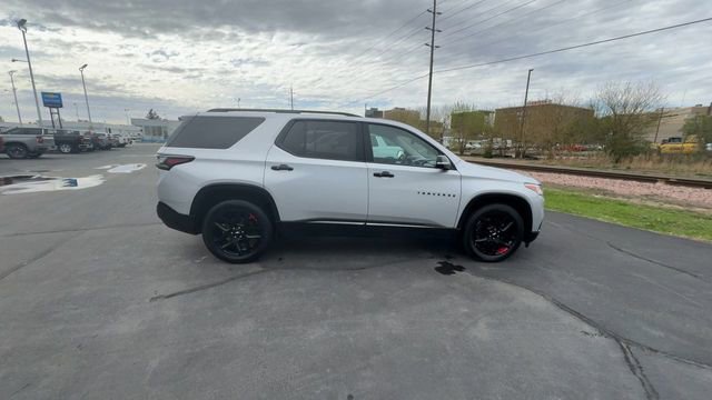 Used 2021 Chevrolet Traverse Premier w/ Redline Edition AWD/4WD image 9