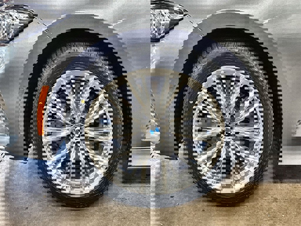 Used 2023 BMW 330i Sedan image 34